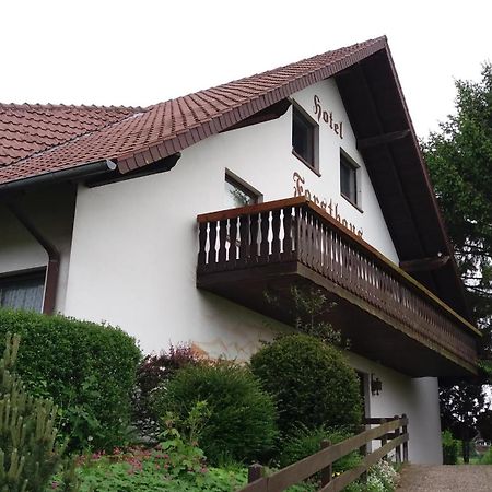 فندق Forsthaus Alter Foerster باد اوينهاوسن المظهر الخارجي الصورة